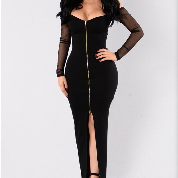 Fashion Nova Dresses & Skirts - Long black formal wear dress size small